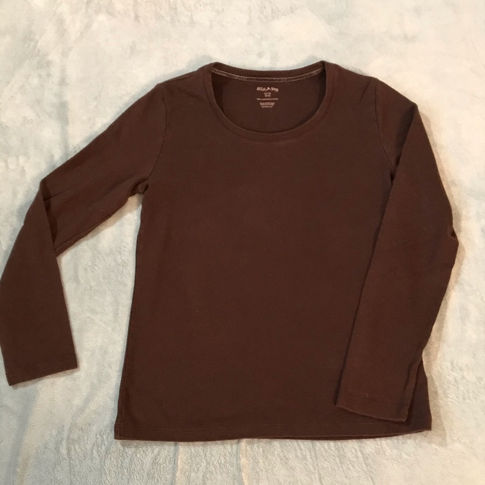 White Stag Long Sleeved T-shirt